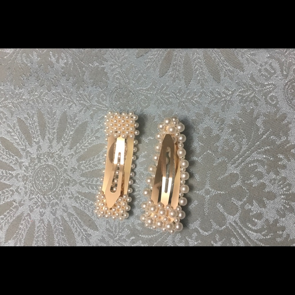 🚨Sale 5/$25 Stylish Faux Pearl Hair Clip Barrett - Picture 6 of 6